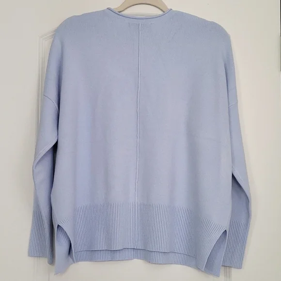 Beautiful light blue sweater by French  Connection in very good condition! M - Picture 5 of 9
